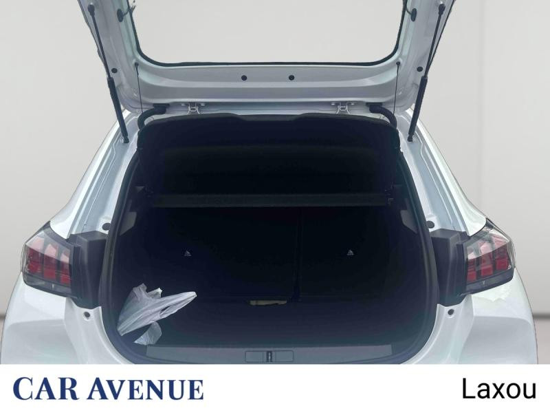 Used PEUGEOT 208 1.2 PureTech 75ch S&S Like 2022 Blanc Banquise (O) € 11958 in Lunéville