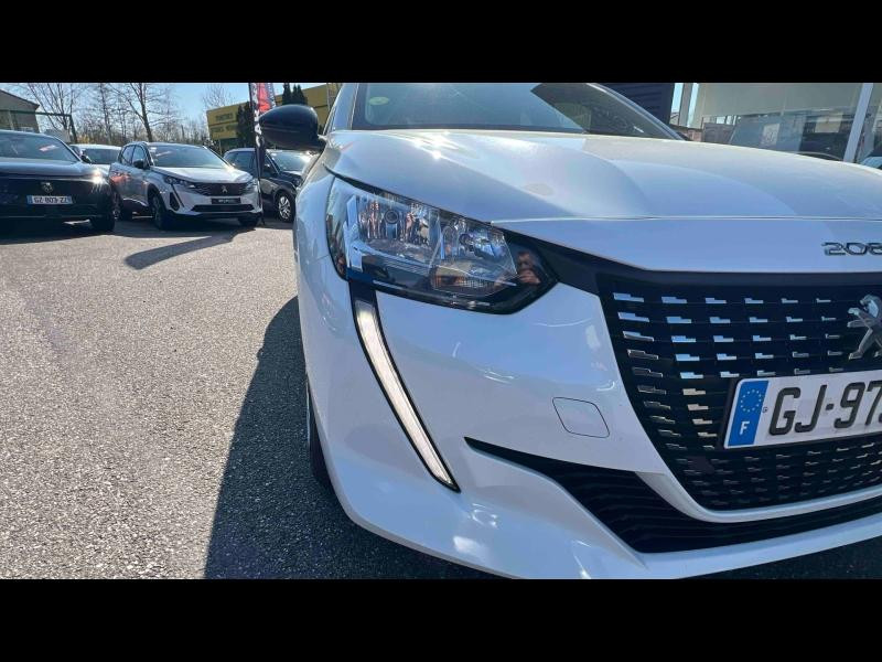 Used PEUGEOT 208 1.5 BlueHDi 100ch S&S Active 2022 Blanc Banquise (O) € 12947 in Lunéville