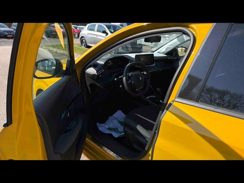 Occasion PEUGEOT 208 1.2 PureTech 75ch S&S Style 2021 Jaune 12150 € à Lunéville