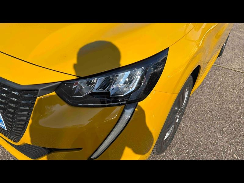 Occasion PEUGEOT 208 1.2 PureTech 75ch S&S Style 2021 Jaune 12150 € à Lunéville