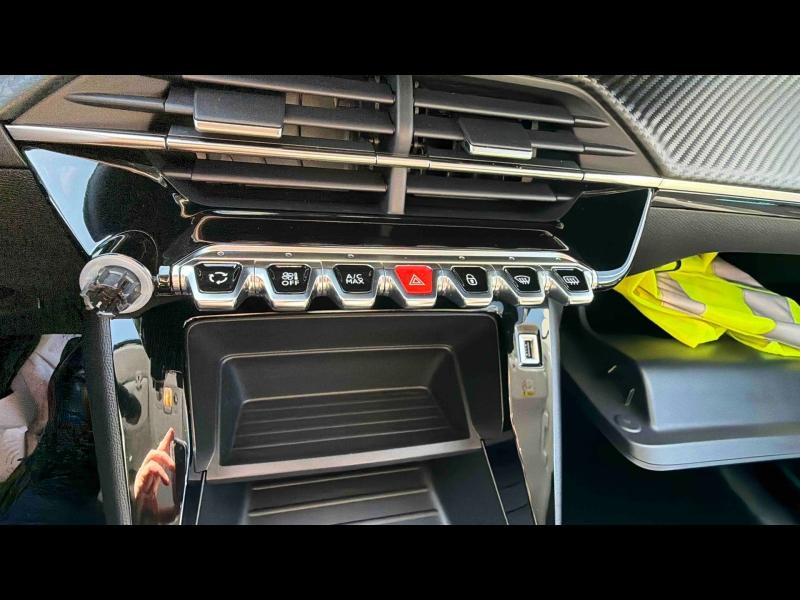 Occasion PEUGEOT 208 1.2 PureTech 75ch S&S Style 2021 Jaune 12150 € à Lunéville