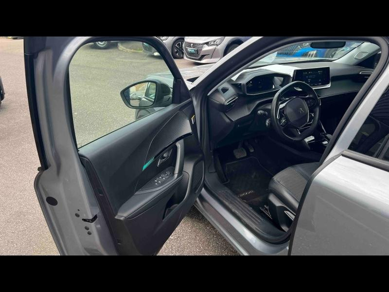 Used PEUGEOT 2008 e-2008 136ch Allure Pack 2022 Gris Artense (M) € 17927 in Lunéville