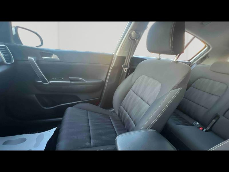 Occasion KIA Sportage 1.6 CRDi 115ch ISG Motion 4x2 2019 Blanc Platine 18906 € à Lunéville