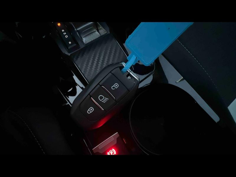 Occasion PEUGEOT 2008 e-2008 136ch Allure 2023 Bleu Vertigo (S) 20476 € à Lunéville