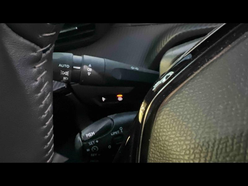 Occasion PEUGEOT 2008 e-2008 136ch Allure 2023 Bleu Vertigo (S) 20476 € à Lunéville