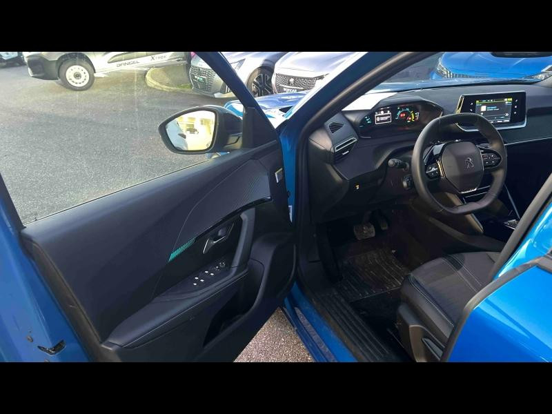 Occasion PEUGEOT 2008 e-2008 136ch Allure 2023 Bleu Vertigo (S) 20476 € à Lunéville