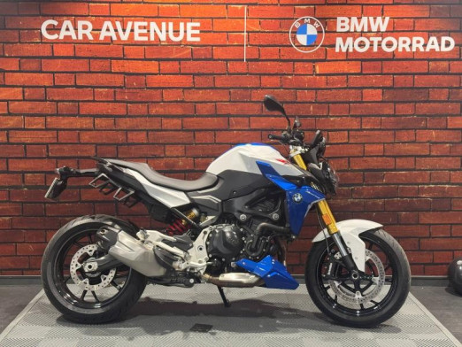 Used BMW F F 900 R A2 2023 Style Sport (White, blue metallic, red) € 9,990 in Dijon