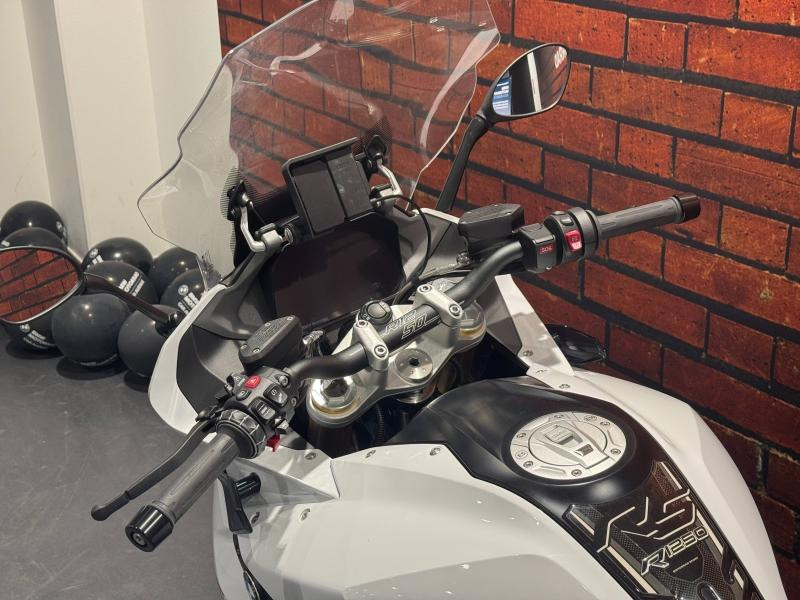 Used BMW R R 1250 RS Evo 2024 Blanc € 17490 in Dijon