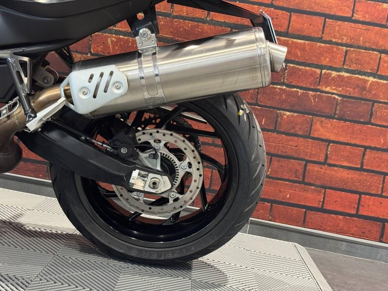 Used BMW F F 800 R ABS 2012 Blanc alpin/Soie noire € 4290 in Dijon