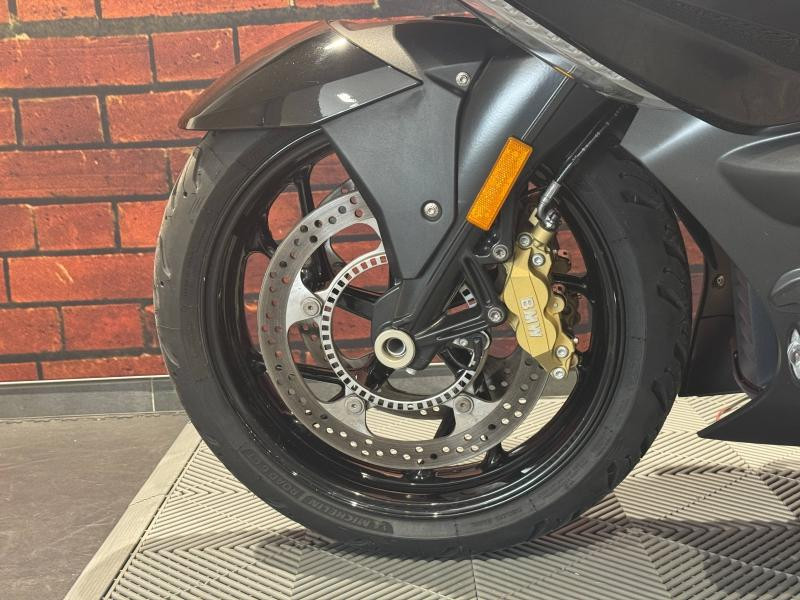 Occasion BMW K K 1600 GT Pack Sécurité + Pack GT + Radio 2017 Cosmic blue metallic/Black storm 12490 € à Dijon