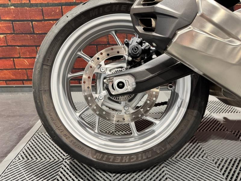 Used BMW F F 900 XR A2 2022 Blanc € 7990 in Dijon