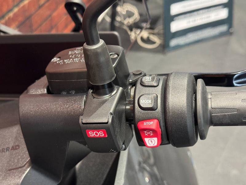 Occasion BMW C CE04 11kW 2023 Magellan Grey Metallic 11490 € à Dijon