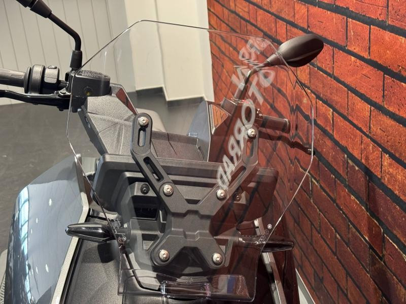 Occasion BMW C CE04 11kW 2023 Magellan Grey Metallic 11490 € à Dijon