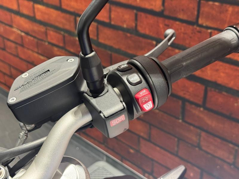 Occasion BMW F F 900 R A2 (95ch) 2023 Bluestone Metallic 7990 € à Dijon