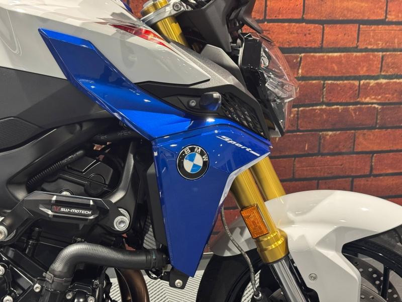 Occasion BMW F F 900 R A2 (95ch) 2023 Bluestone Metallic 7990 € à Dijon