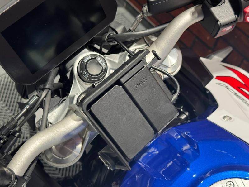 Occasion BMW F F 900 R A2 (95ch) 2023 Bluestone Metallic 7990 € à Dijon