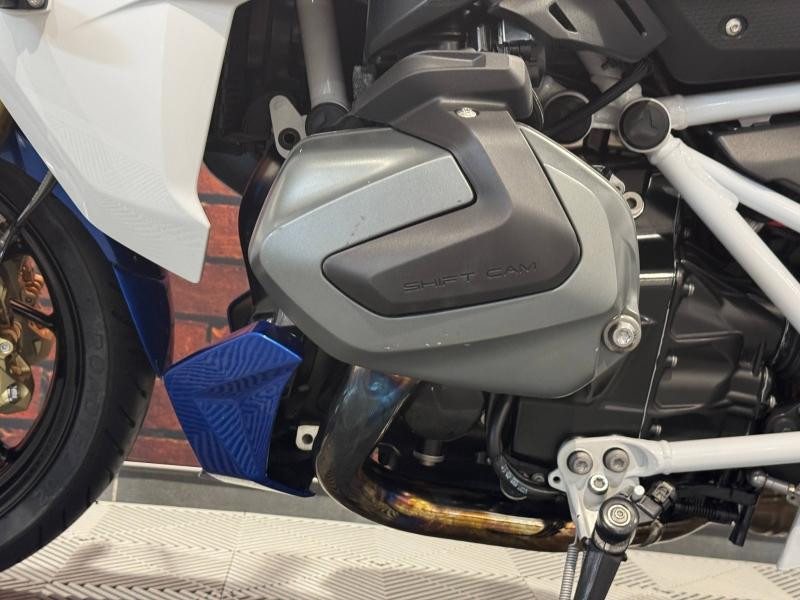 Occasion BMW R R 1250 RS Evo 2023 Light White / Racing Blue/ Racing Red 16490 € à Dijon