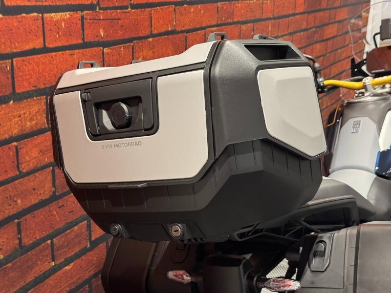 Occasion BMW R R 1300 GS 2025 Racing Blue Metallic 28490 € à Dijon