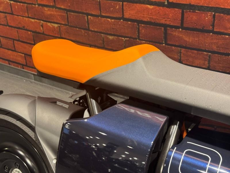 Occasion BMW C CE04 2025 Imperial metallic Blue 11990 € à Dijon