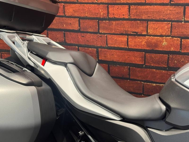 Occasion BMW S S 1000 XR 2017 Light white/Granit grey/Racing Red 12990 € à Dijon