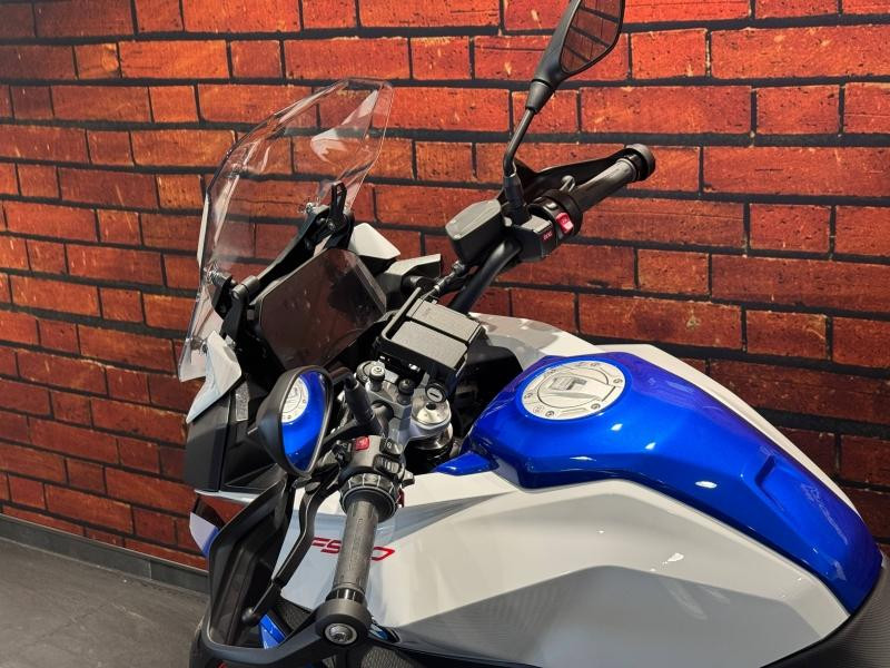 Occasion BMW F F 900 XR A2 (47.5) 2025 Style Sport (Racing) 12990 € à Dijon