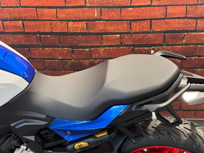 Occasion BMW F F 900 XR A2 (47.5) 2025 Style Sport (Racing) 12990 € à Dijon