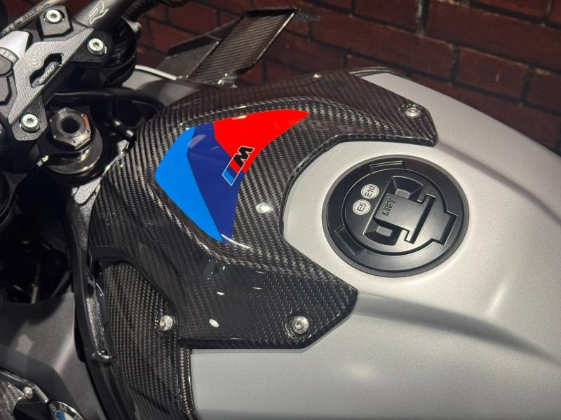 Occasion BMW M M 1000 R 2025 2025 Aluminium Blanc Metallic matt 26490 € à Dijon