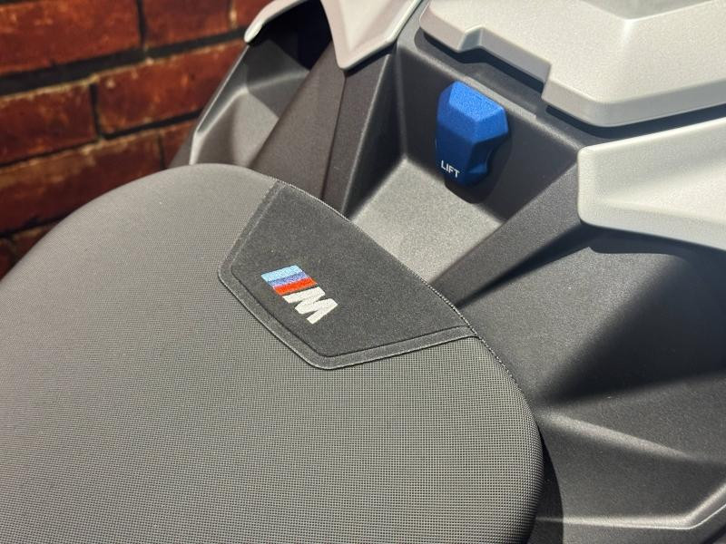 Occasion BMW M M 1000 R 2025 2025 Aluminium Blanc Metallic matt 26490 € à Dijon