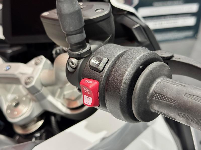 Used BMW F F 900 XR A (105ch) 2022 Blanc € 7490 in Dijon