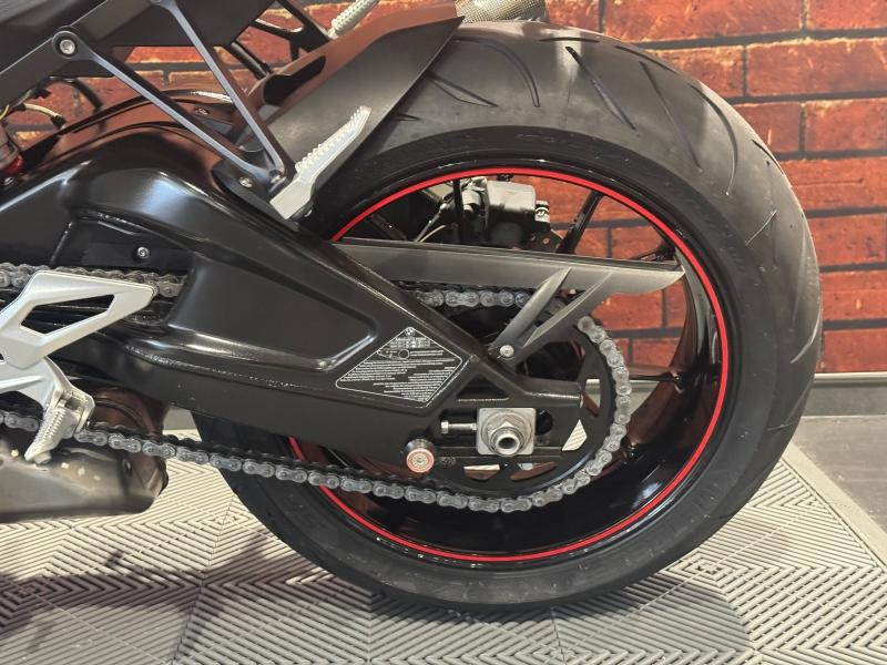 Used BMW S S 1000 R 2017 Light white/Lupin blue/Racing red € 9990 in Dijon