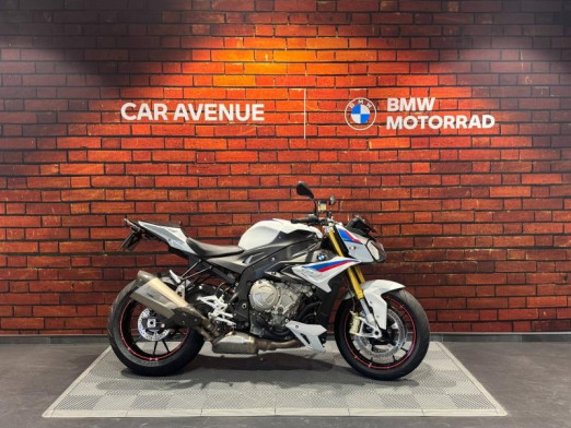 Used BMW S S 1000 R 2017 Light white/Lupin blue/Racing red € 9,490 in Dijon