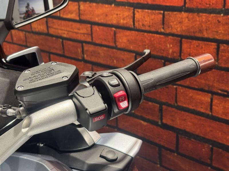 Used BMW K K 1600 B 2025 2025 Manhattan Metallic Matt € 27480 in Dijon