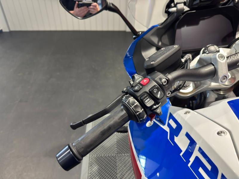 Used BMW R R 1250 RS Evo 2023 Light White / Racing Blue/ Racing Red € 16480 in Dijon