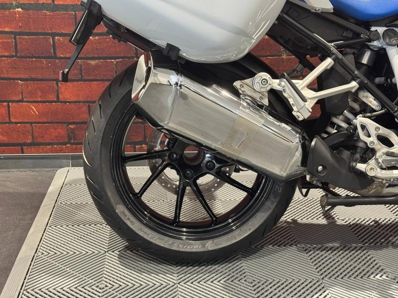 Used BMW R R 1250 RS Evo 2023 Light White / Racing Blue/ Racing Red € 16480 in Dijon