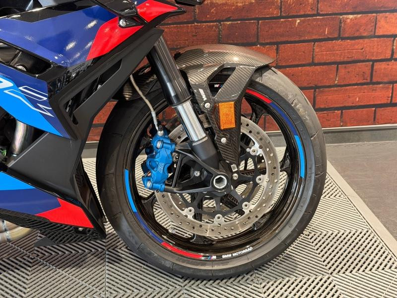 Used BMW M M 1000 R 2023 Black Storm Met / M Motorsport € 20490 in Dijon