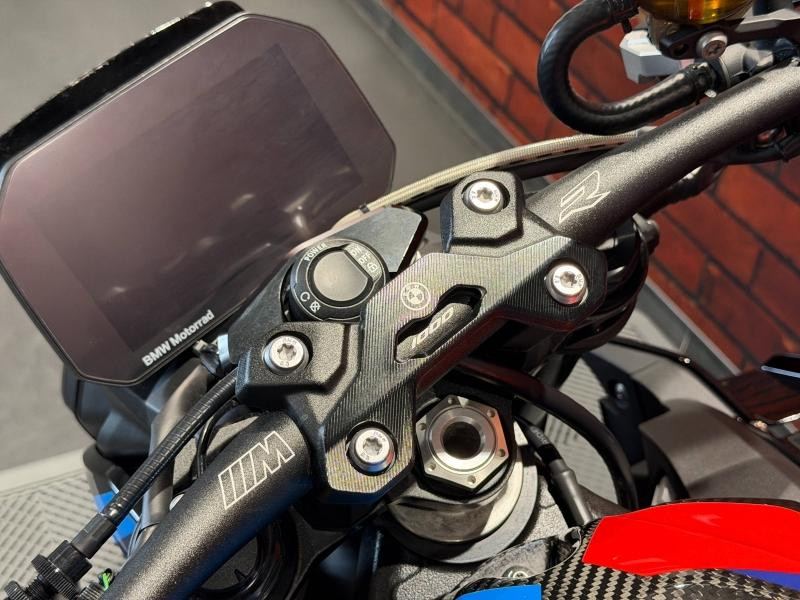Used BMW M M 1000 R 2023 Black Storm Met / M Motorsport € 20490 in Dijon