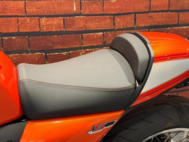 Used BMW R R 12 S 2025 Gris € 21990 in Dijon