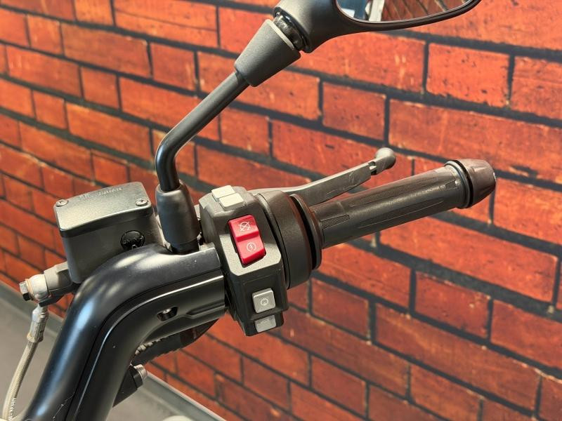 Occasion BMW C CE02 2025 Style Highline 6290 € à Dijon