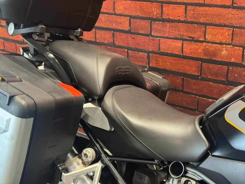 Used BMW R R 1250 GS Style Exclusif Euro 4 2019 Black Storm Metallic/Night black Matt € 13990 in Dijon