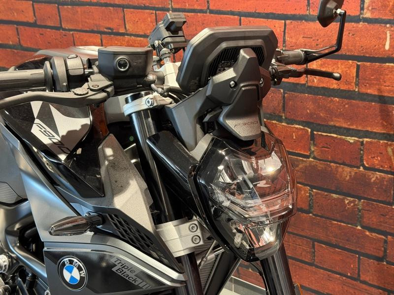 Occasion BMW F F 900 R A2 2025 2026 Style Triple Black 11490 € à Dijon