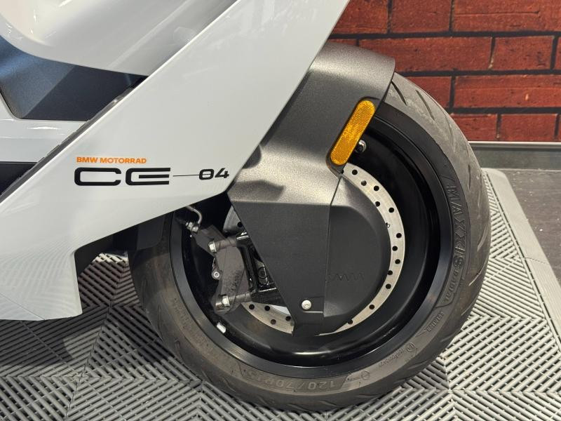 Occasion BMW C CE04 11kW 2025 Light White Uni 14340 € à Dijon