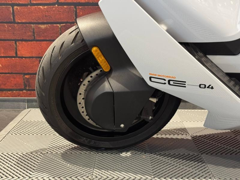 Occasion BMW C CE04 11kW 2025 Light White Uni 14340 € à Dijon