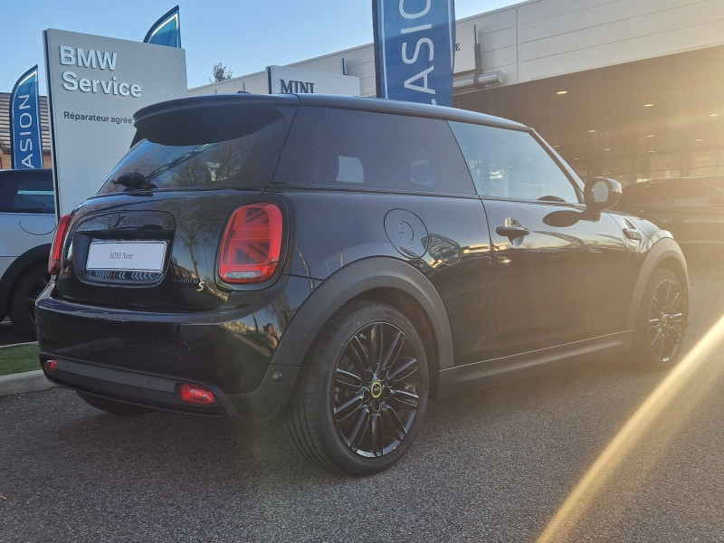 Used MINI Mini Cooper SE 184ch Edition Premium Plus BVA 5CV 2022 Midnight Black II € 23900 in Beaune