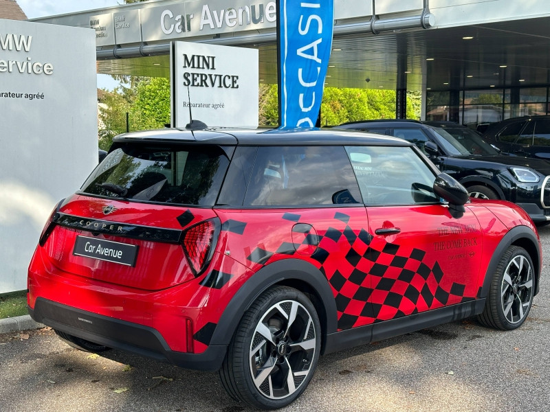 Occasion MINI Cooper 3 Portes C 156ch Classic DKG7 2024 Chili Red II 34590 € à Beaune