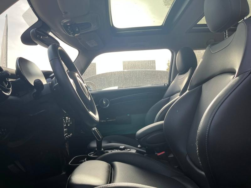Occasion MINI Mini Cooper SE 184ch Edition Camden BVA 5CV 2021 Chili Red 18990 € à Beaune
