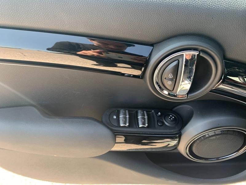 Occasion MINI Mini 5 Portes Cooper S 178ch John Cooper Works Plus BVA7 2023 Rooftop Grey 33999 € à Beaune