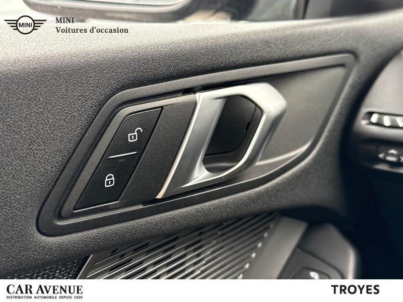 Occasion BMW Série 1 120dA 163ch DKG7 2024 Noir 35490 € à Beaune