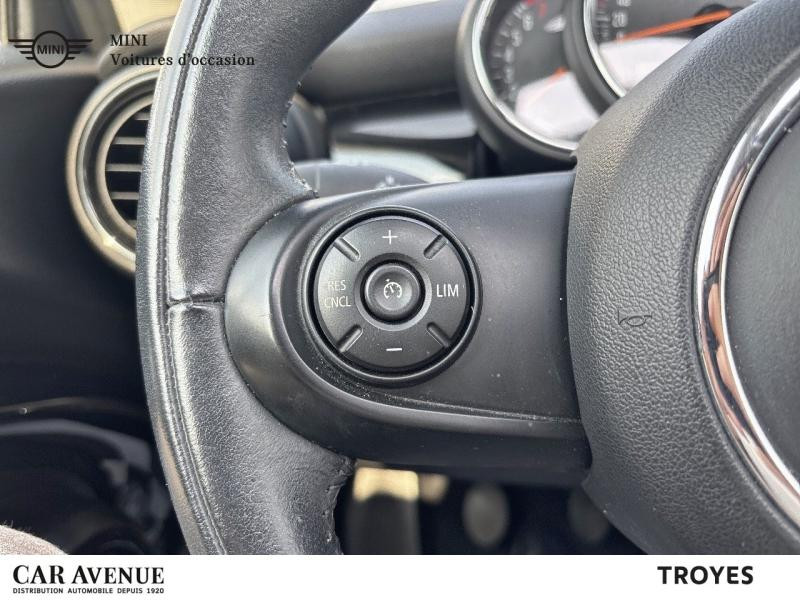 Occasion MINI Mini One 102ch Heddon Street Euro6d-T 2018 Moonwalk Grey 14990 € à Beaune