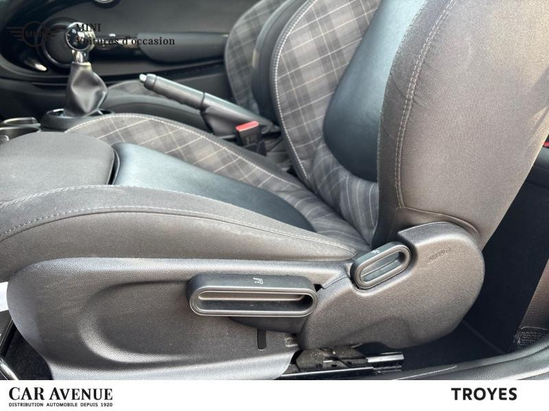 Occasion MINI Mini One 102ch Heddon Street Euro6d-T 2018 Moonwalk Grey 14990 € à Beaune