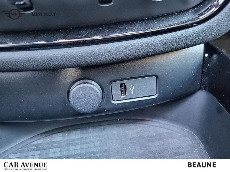 Occasion MINI Clubman Cooper 136ch Knightsbridge BVA7 2022 British Racing Green IV 28890 € à Beaune